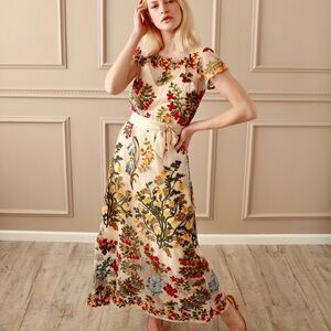 Worn once gorgeous Hand sewn dress— size 8-10